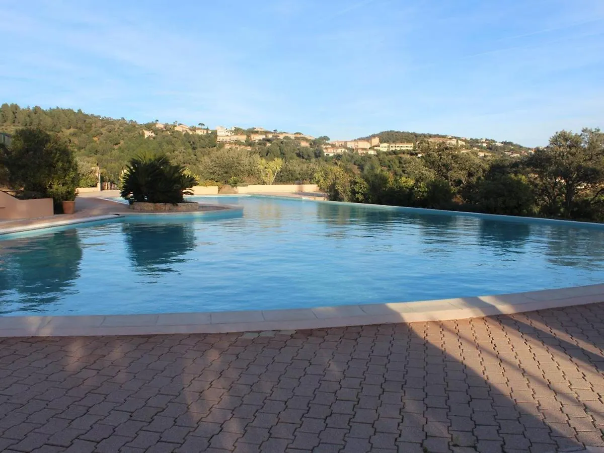 Appartement Avec Jardinet, Terrasse, Piscine Et Parking Aux Issambres - Fr-1-768-9 Les Issambres Holiday home