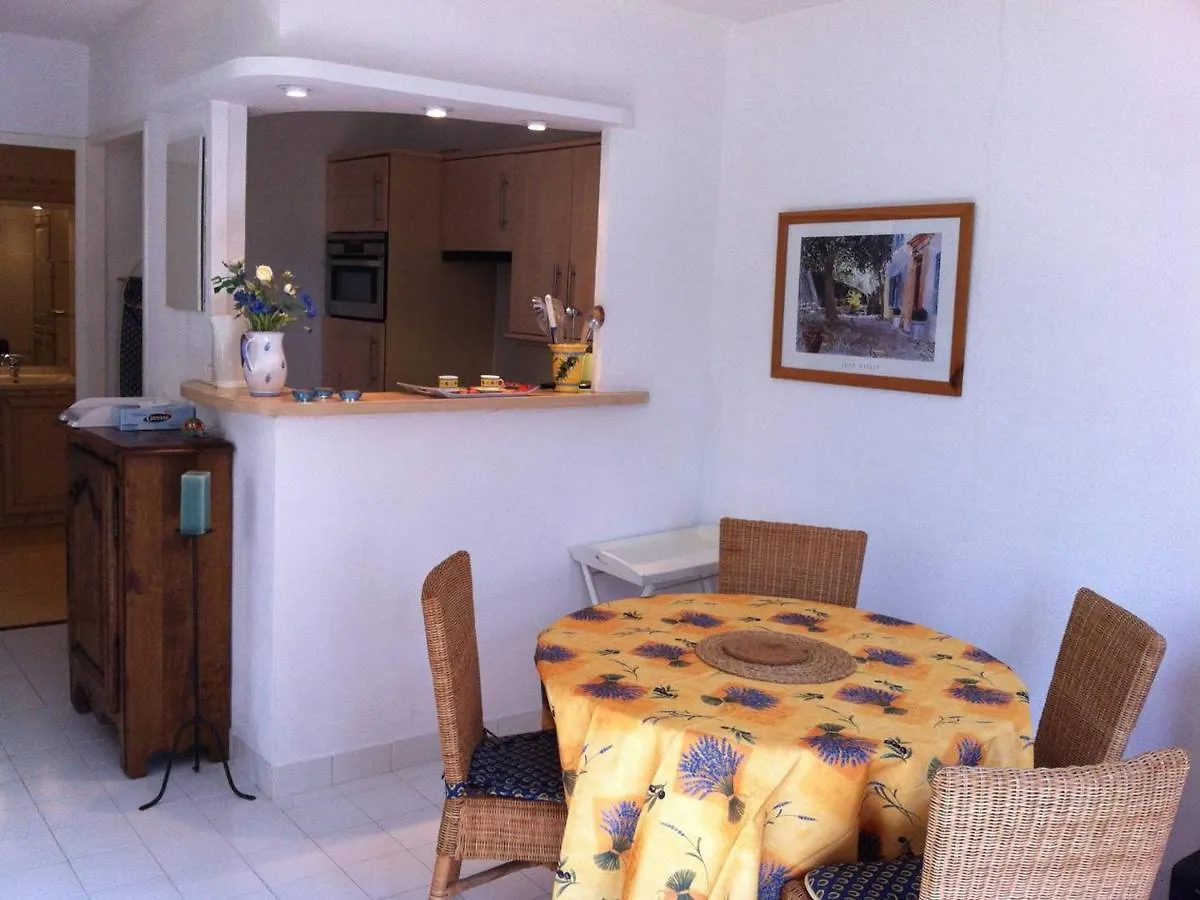 Appartement Avec Jardinet, Terrasse, Piscine Et Parking Aux Issambres - Fr-1-768-9 location