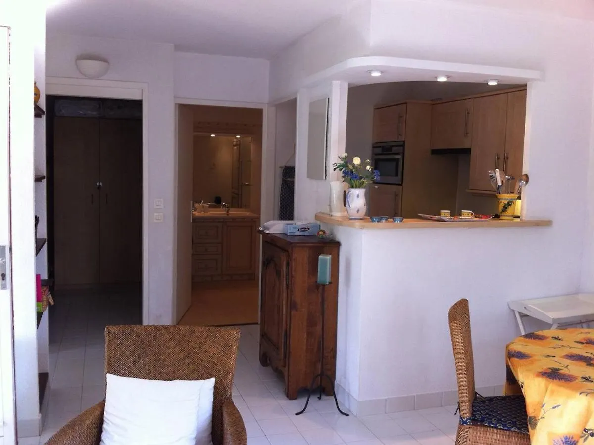 Appartement Avec Jardinet, Terrasse, Piscine Et Parking Aux Issambres - Fr-1-768-9 Les Issambres France