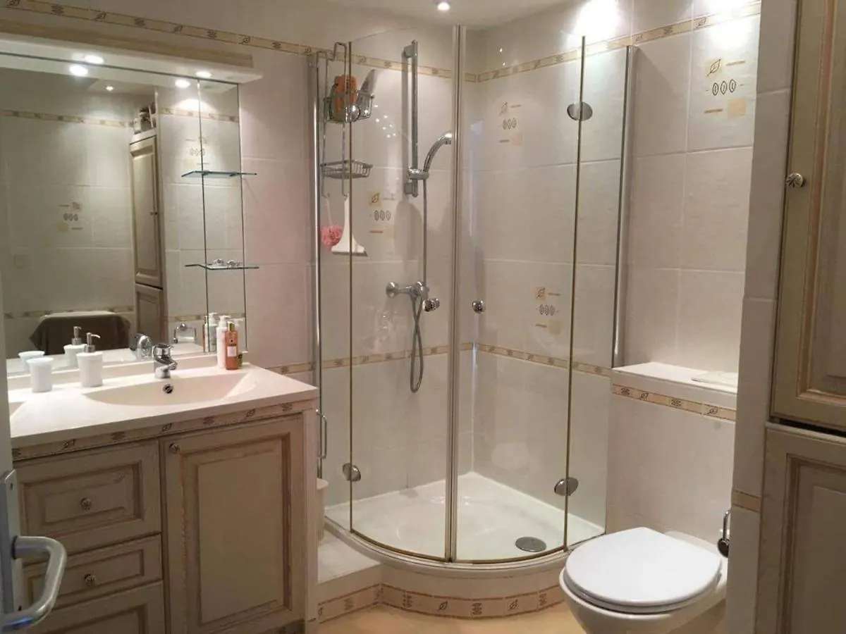Appartement Avec Jardinet, Terrasse, Piscine Et Parking Aux Issambres - Fr-1-768-9 Les Issambres